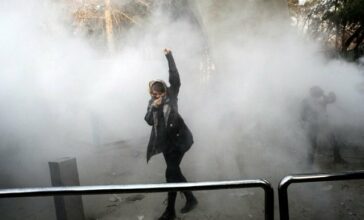 Iran: nouvelle nuit de manifestations, deux morts