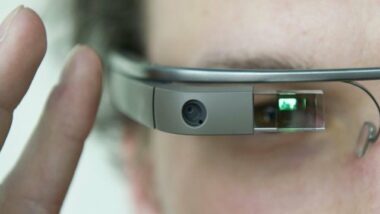 Le monde de l'optique voit le futur dans les lunettes connectées