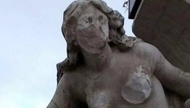 Vidéo: Algérie. Une statue emblématique vandalisée au burin