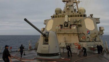 Le destroyer USS Ross en escale au port d'Agadir
