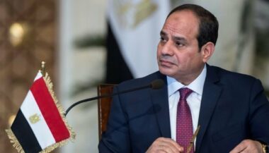 Présidentielle en Egypte: les rares opposants de Sissi réduits au silence