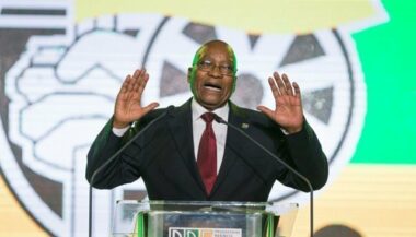 Afrique du sud: l'ex-président Zuma sera poursuivi pour corruption