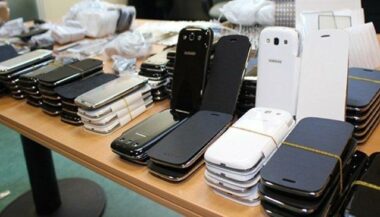 Tanger Med: 300 smartphones saisis par la douane