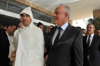 Passation de pouvoirs entre l'ancien et le nouveau wali de la région de Rabat