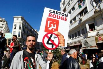 Algérie: Une future démission de Bouteflika comme sortie de crise?