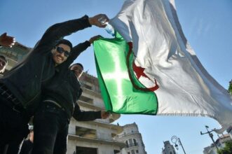 Algérie: journée cruciale pour la présidentielle après les manifestations