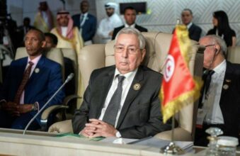 Algérie: réunion du Parlement mardi pour nommer Bensalah président par intérim