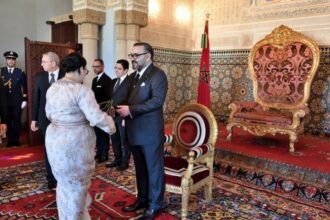 Le Roi Mohammed VI reçoit les nouveaux ambassadeurs