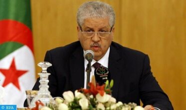 Algérie: l'ex-Premier ministre Abdelmalek Sellal placé sous mandat de dépôt