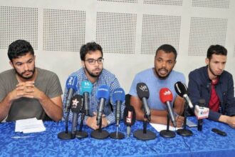 Les étudiants en médecine campent sur leur position