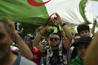 Algérie: 2 morts dans des affrontements avec la police