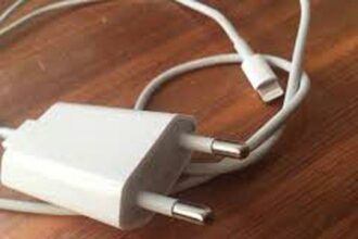 Casablanca: Saisie de 256.500 chargeurs de téléphones non conformes