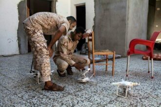 Dans le ciel libyen, bataille entre drones turcs et émiratis