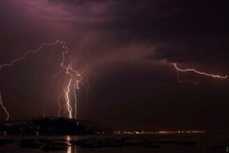 Météo: alerte aux orages et rafales de vent