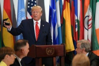 Appel Zelensky-Trump: comment les chefs d'Etat communiquent