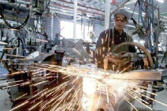 Au Maroc, les travailleurs sont peu nombreux et peu productifs