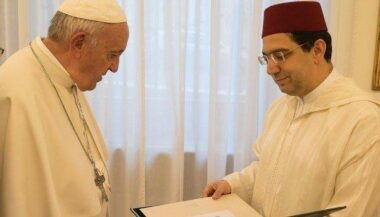 Nasser Bourita remet un message royal au Pape François