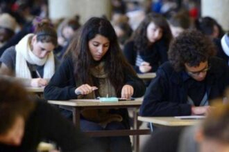 La France vise 500.000 étudiants étrangers d'ici à 2027