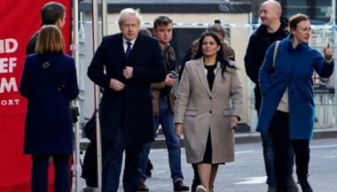 Boris Johnson veut 14 ans de prison minimum pour les infractions terroristes