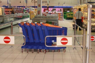 Covid-19: liste des activités commerciales et de services qui doivent continuer