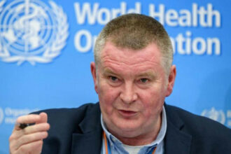 Le confinement pas suffisant contre le coronavirus, selon un expert de l'OMS