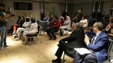 LIVE. Conference de presse de l'association INSAF sur les travailleurs à domicile mineurs