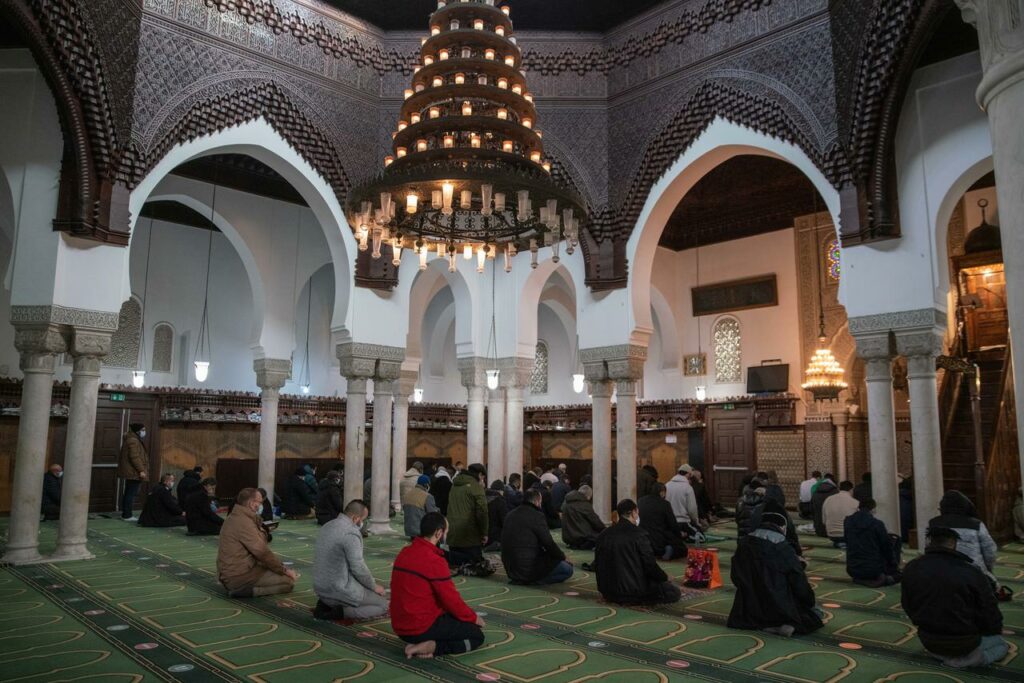 Stupeur et condamnation en France après des actes ciblant les musulmans à l'approche du Ramadan