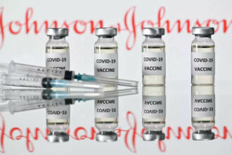 Vaccin J&J: le régulateur sud-africain déclare qu'il n'y a pas de problème de sécurité majeur