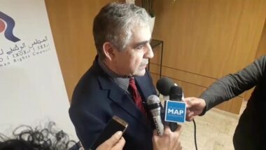 Live: L'opération de la régularisation des migrants.