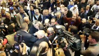 Live: Congrès du #PJD Fin du vote pour l'élection du secrétaire général. Dépouillement en cours.