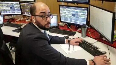 Live: #Flexibilisation du Dirham. Ambiance en direct de la salle des marchés de la Banque Populaire