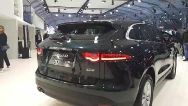 La suite..Live: Auto Expo 2018: Présentation des offres LAND ROVER / JAGUAR.
