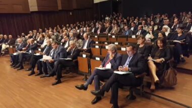 Live : le Centre de développement de l'OCDE présente l'examen multidimensionnel de la question du développement au Maroc, en coordination avec les services du Chef du gouvernement et avec la contribution des différentes parties prenantes.