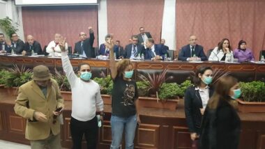 Interruption de la session d'Octobre du conseil de la ville