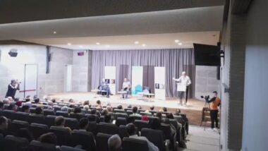 En direct. Abdelaziz Adnane, DG de la Cnops, fait le point sur la couverture sociale au Maroc.