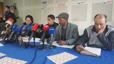 En direct: Enseignants contractuels: conférence de presse de la Coordination nationale (CNPCC).