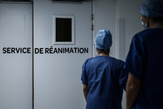 Réanimation Covid : Baisse des admissions et de la moyenne d’âge grâce à la vaccination