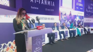 suite. Live : Guelmim. Lancement de Souk At-Tanmia, initiative d'appui aux jeunes entrepreneurs.