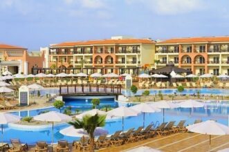 Colloque sur l'investissement touristique au Maroc