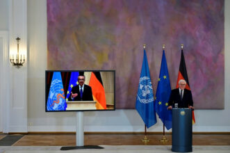 L'OMS accuse des pays riches de saper le système de distribution de vaccins aux pays