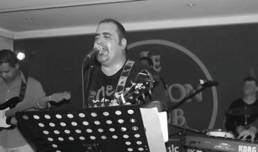 Adil Kaghat, la rockstar dilettante