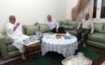 Politique : Les tractations reportées à fin août