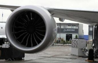 Boeing et Airbus au coude à coude au salon du Bourget