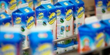 Boycott du lait: Centrale Danone lance des consultations publiques pour son nouveau modèle