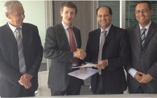 Signature d'une convention entre Lydec et Casanearshore