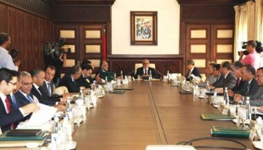 Economie : les dossiers chauds sur la table du chef du gouvernement