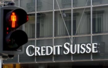 Credit Suisse va fermer des comptes de clients dans 50 pays