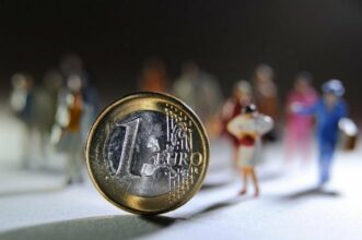 Des économistes européens appellent à cesser l'austérité