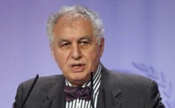 L’ex-premier ministre Algérien pour la réouverture des frontières