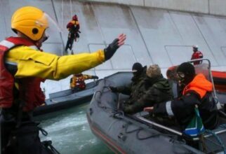 Russie: un bateau de Greenpeace pris d'assaut par des gardes-frontières